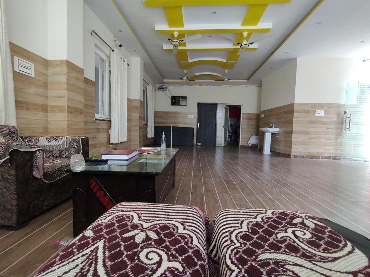 Hotel Aman Rishīkesh 외부 사진